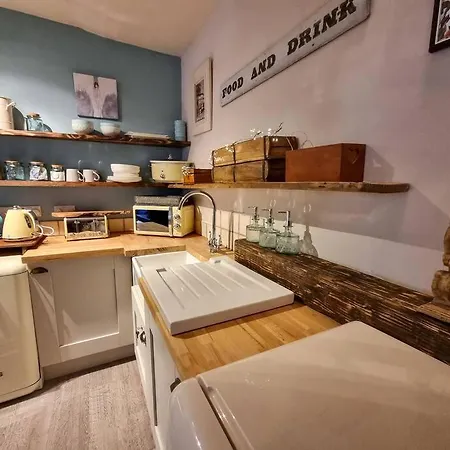 Stunning Luxury Vintage Duplex With Parking Vila Manchester Exterior foto